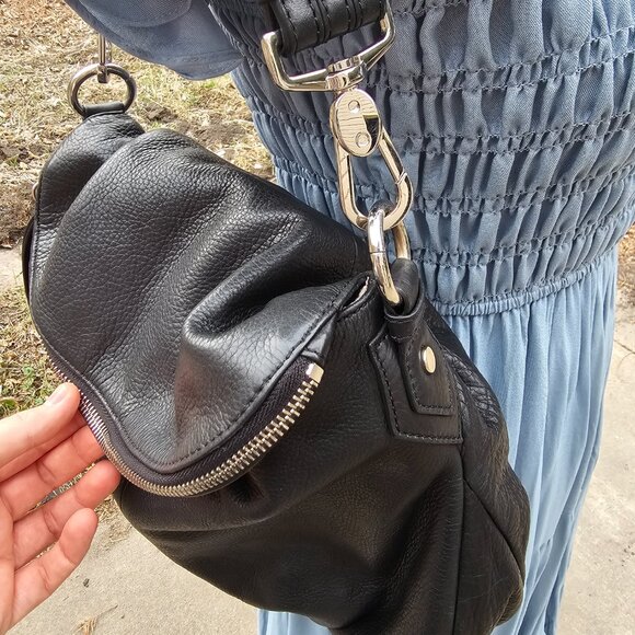 MARGOT Black Leather Shoulder Bag Pre-owned - Picture 10 of 10